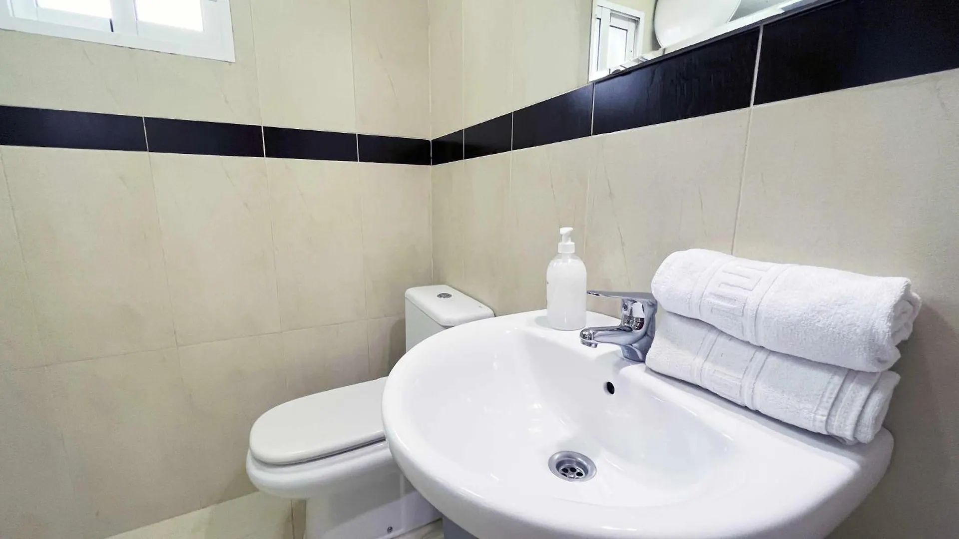 Mshome Primera Linea En Málaga Apartman